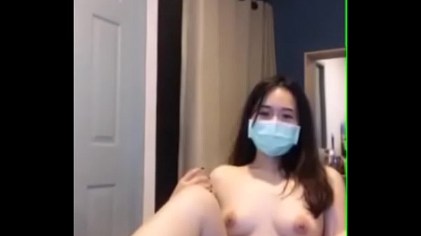 หลุดสาวมหาลัยหุ่นดีตั้งกล้องโชว