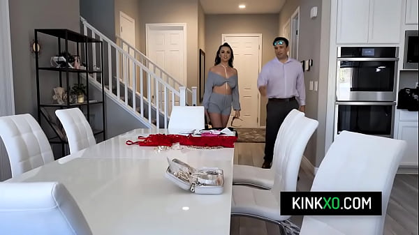 Hot curvy teen Nicole Sage fucks with the movie producer after the photoshoots