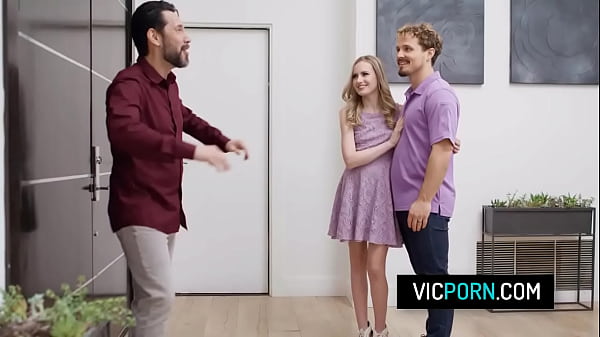 Hot swingers foursome sex – Scarlett Sage, Carlita Ray