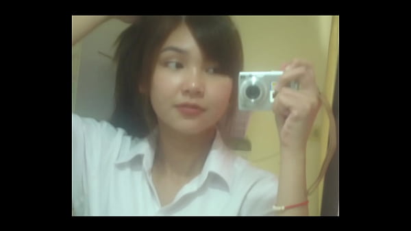 น้องวีม.รังสิตโชว์ตัวฟรี ตูดใหญ่นุ่ม น่าจับเย็ดมาก
